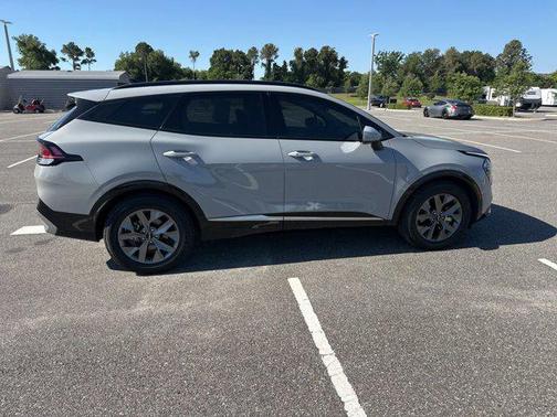 Wolf Gray 2023 Kia Sportage SX