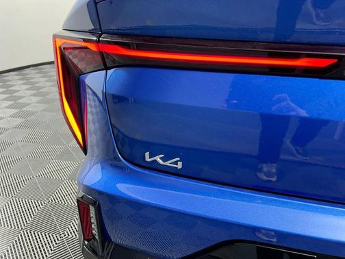 Wave Blue 2026 Kia K4 GT-Line