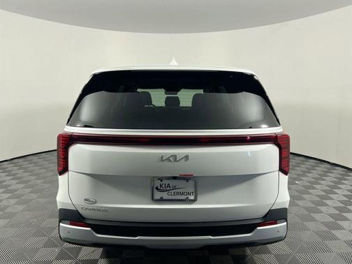 Snow White Pearl 2026 Kia Carnival LX
