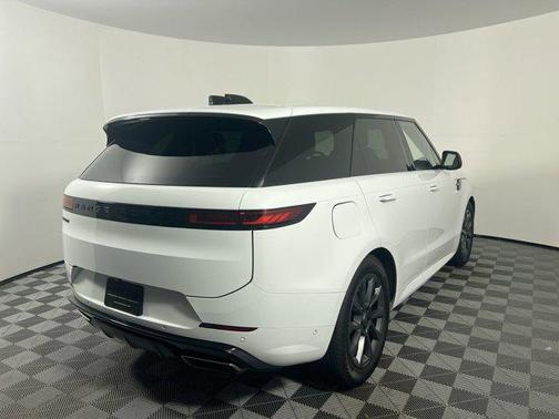 2024 Land Rover Range Rover Sport SE