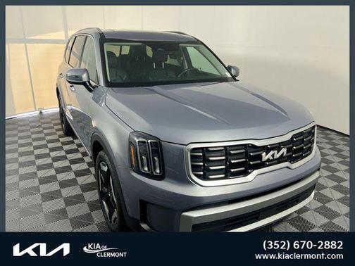 Everlasting Silver 2023 Kia Telluride S