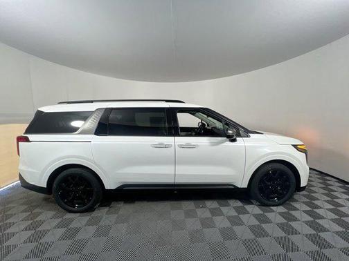 2025 Kia Carnival Hybrid SX