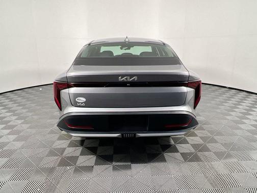 Steel 2026 Kia K4 LXS