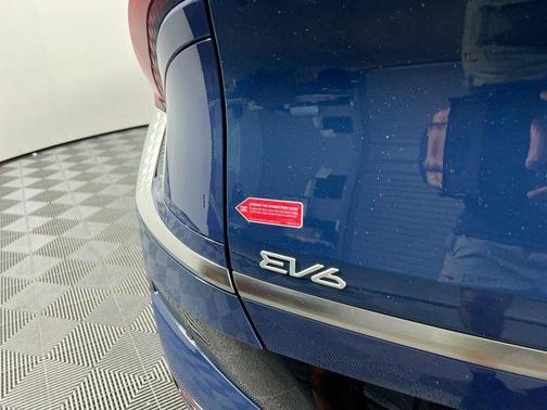 2025 Kia EV6 Wind