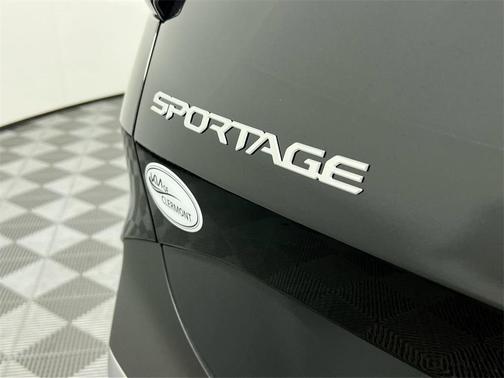 2025 Kia Sportage Hybrid LX