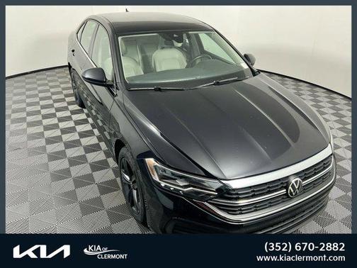 Deep Black Pearl 2023 Volkswagen Jetta 1.5T SE