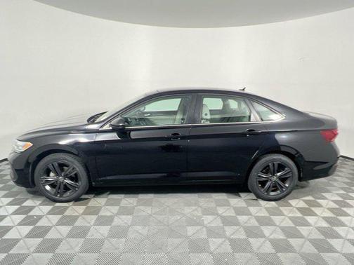 Deep Black Pearl 2023 Volkswagen Jetta 1.5T SE