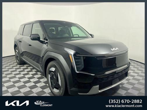 2026 Kia EV9 Light Long Range