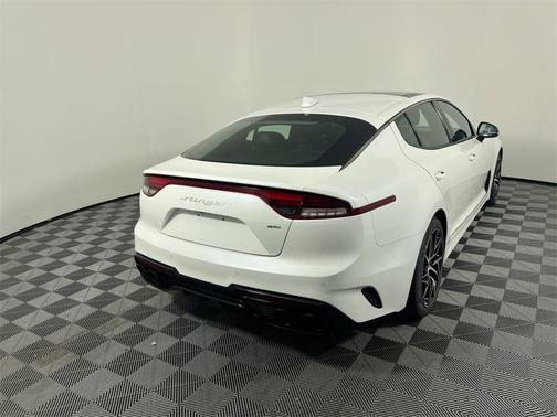 2023 Kia Stinger GT-Line