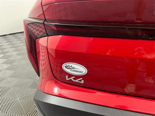 2025 Kia K4 LXS