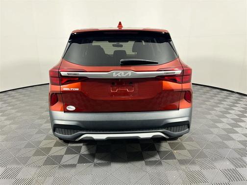 2023 Kia Seltos LX
