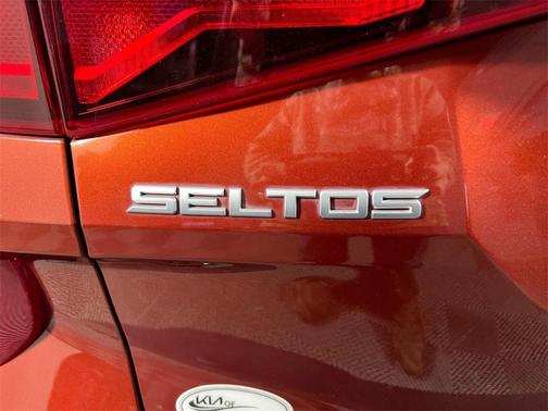 2023 Kia Seltos LX