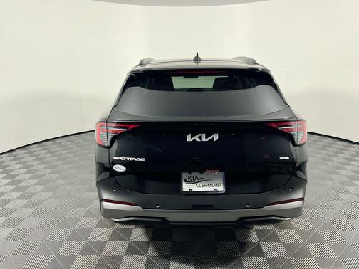 Fusion Black 2026 Kia Sportage Hybrid EX
