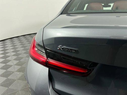 2023 BMW 330 xDrive