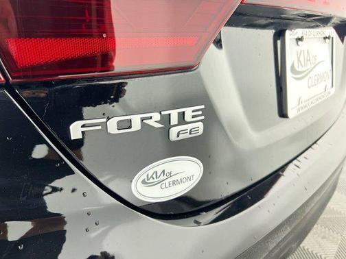 2022 Kia Forte FE