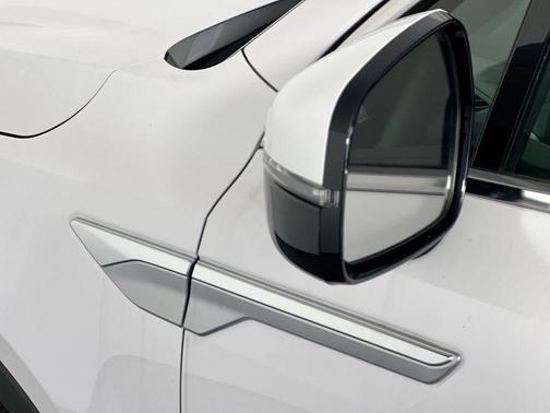 Glacial White Pearl 2026 Kia Sorento S