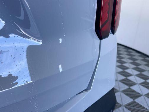 Wolf Gray 2026 Kia Sorento EX