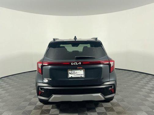 2025 Kia Seltos EX