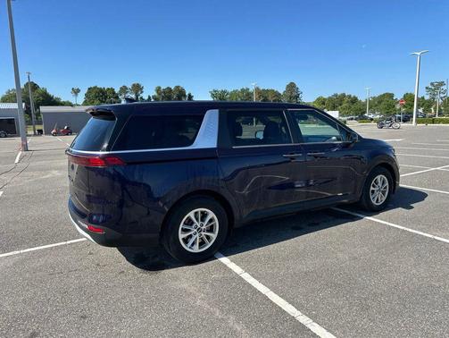 Deep Chroma Blue 2024 Kia Carnival LX