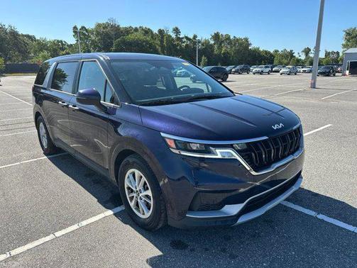 Deep Chroma Blue 2024 Kia Carnival LX