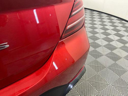2023 Genesis G70 2.0T RWD