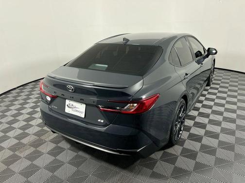 Underground 2025 Toyota Camry SE