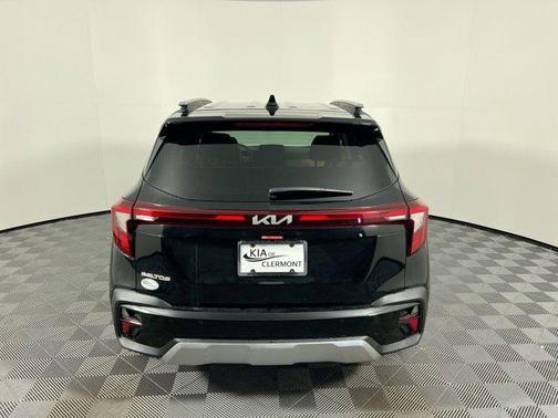 2025 Kia Seltos EX