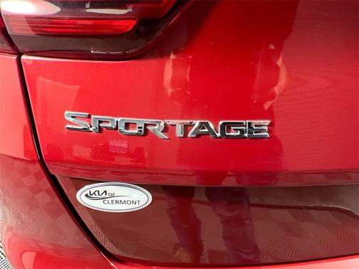 2022 Kia Sportage EX