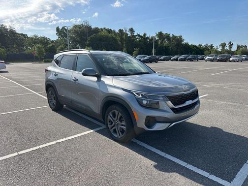 Steel Gray 2022 Kia Seltos S