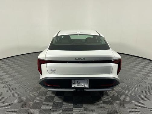 Snow White Pearl 2026 Kia K4 LXS