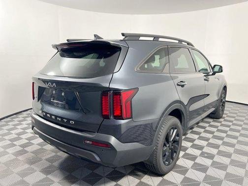 2022 Kia Sorento S