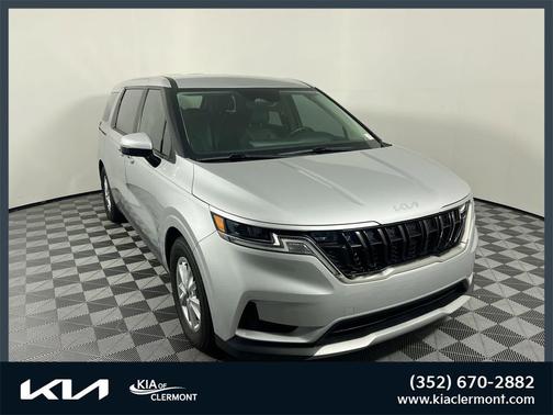 2023 Kia Carnival LX