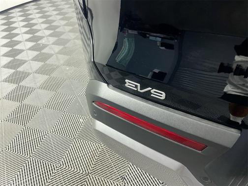 2026 Kia EV9 Light Short Range