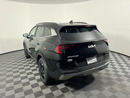 Fusion Black 2026 Kia Sportage Hybrid EX