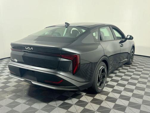 Interstellar Gray 2025 Kia K4 EX