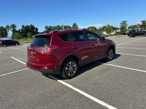 Ruby Flare Pearl 2018 Toyota RAV4 Hybrid LE