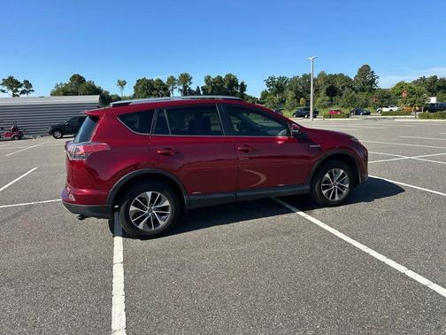 Ruby Flare Pearl 2018 Toyota RAV4 Hybrid LE