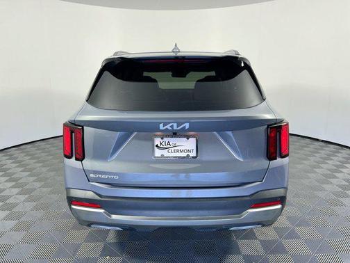 2025 Kia Sorento EX