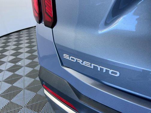 2025 Kia Sorento EX