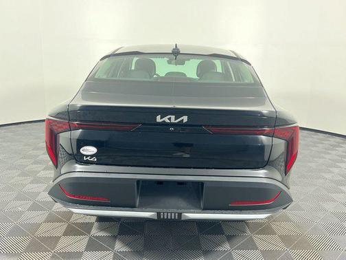 2025 Kia K4 LX
