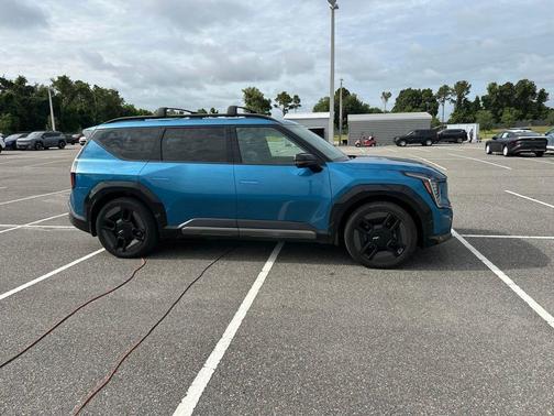 Ocean Blue 2024 Kia EV9 GT-Line