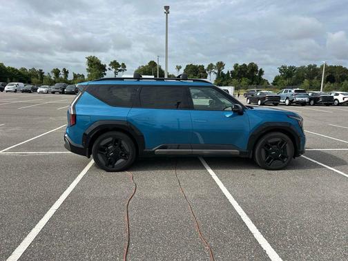 Ocean Blue 2024 Kia EV9 GT-Line