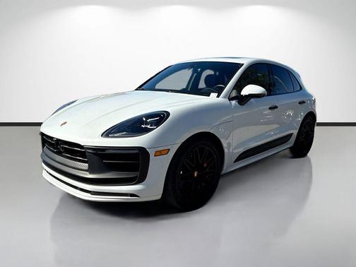 Carrara White Metallic 2024 Porsche Macan Macan GTS