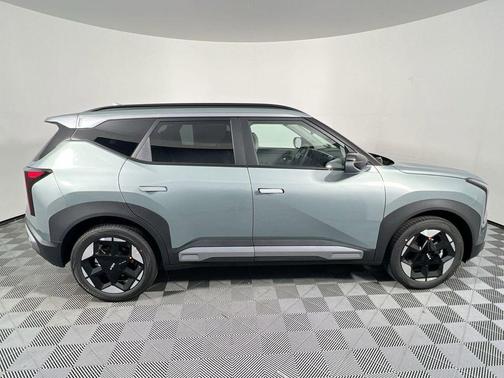 Iceberg Green 2027 Kia Seltos EX