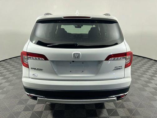 2022 Honda Pilot AWD Elite