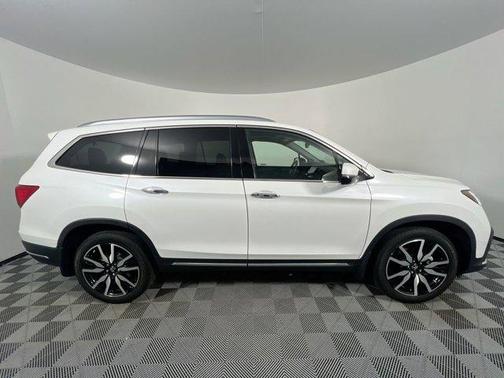 2022 Honda Pilot AWD Elite