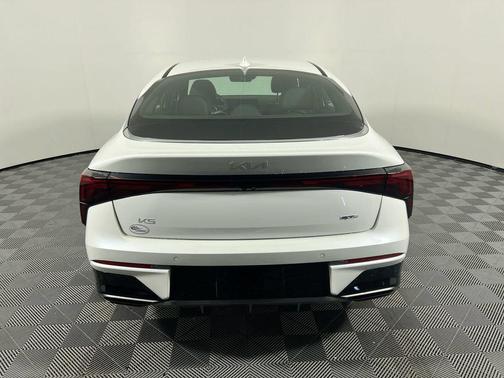 Snow White Pearl 2026 Kia K5 GT-Line FWD