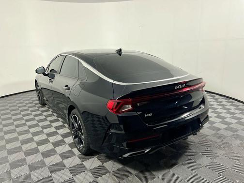 Ebony Black 2022 Kia K5 GT-Line