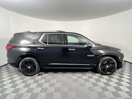 2022 Chevrolet Traverse High Country