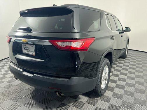 2021 Chevrolet Traverse LS